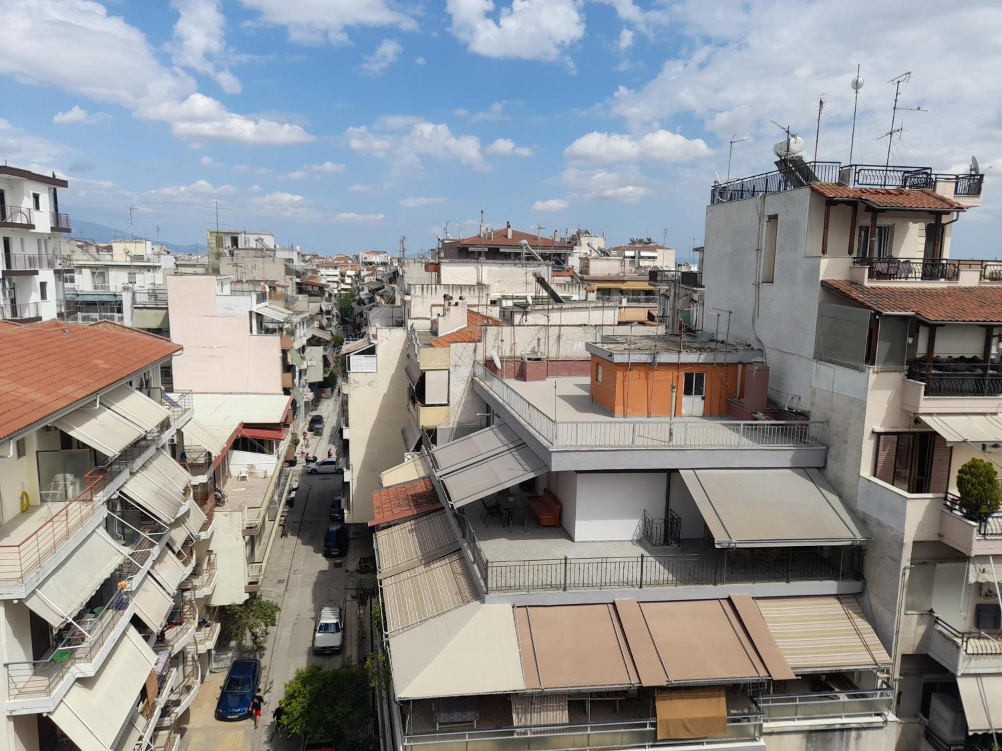 Απεριόριστη Θέα Lägenhet Larissa Exteriör bild