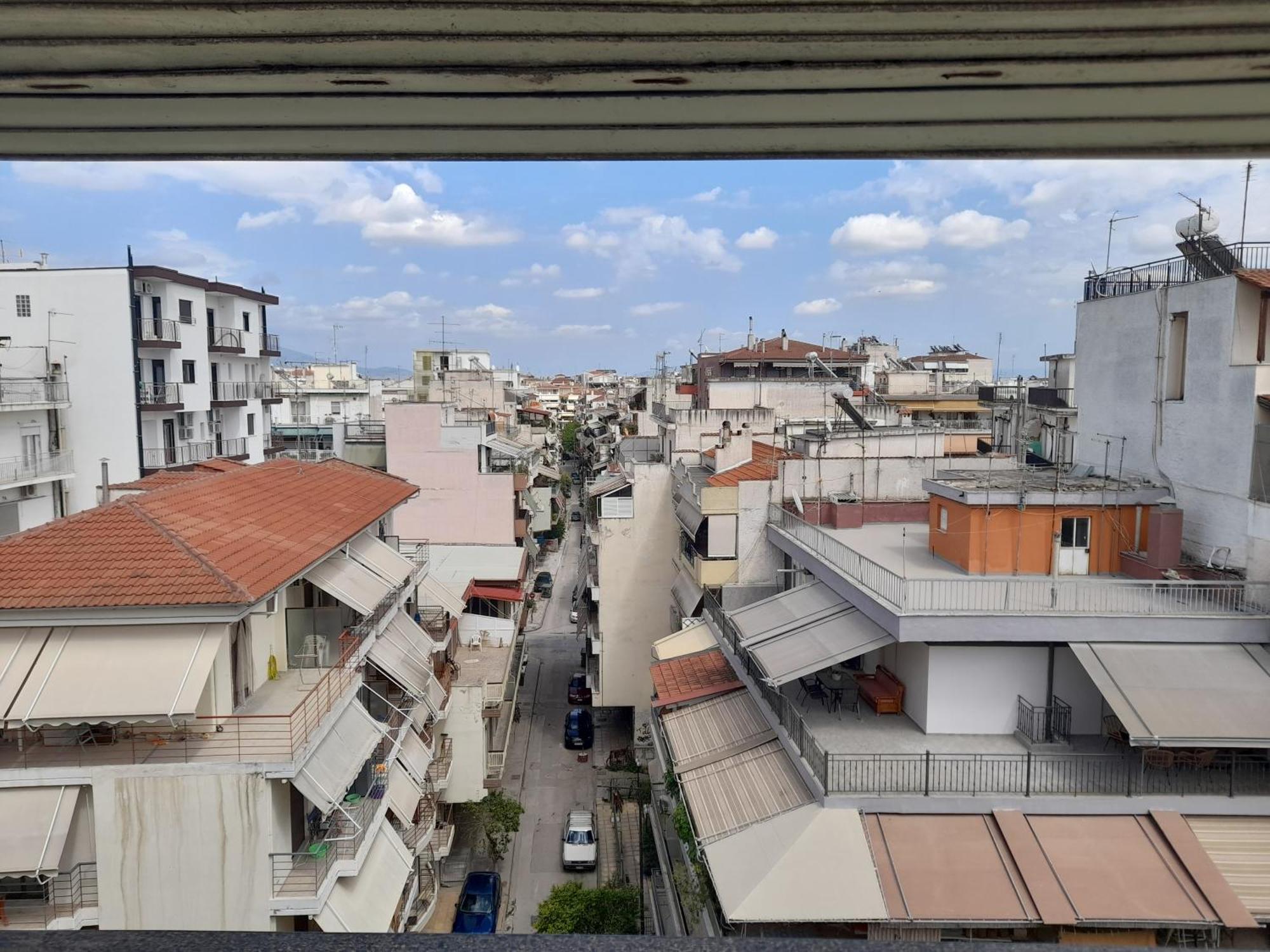 Απεριόριστη Θέα Lägenhet Larissa Exteriör bild